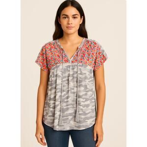 Savanna Jane Embroidered Floral Camo Boho Tassel Blouse Top Size M